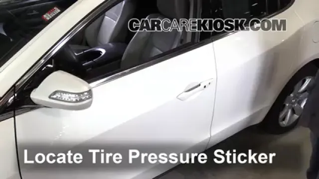 2010 Acura ZDX 3.7L V6 Pneus et roues Vérifier la pression des pneus